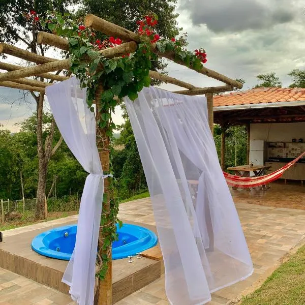 Suíte Vista do Lago - Casa de Temporada em Corumbá, hotel en Alexânia