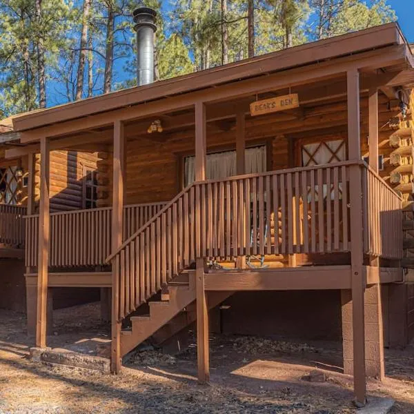 Forest Cabin 3 Bear's Den，Kohls Ranch的飯店
