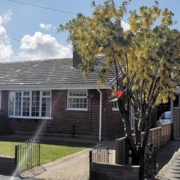 Spring Gardens Holiday Bungalow, Hotel in Cayton