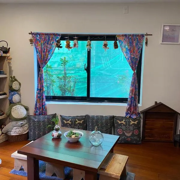Jiufen Yunhai Yazhu Homestay, hotel v destinaci Ťiou-fen