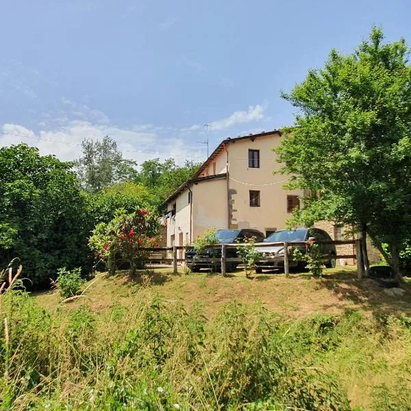 Giardino Dei Fiori, hotel v mestu Castelnuovo di Garfagnana