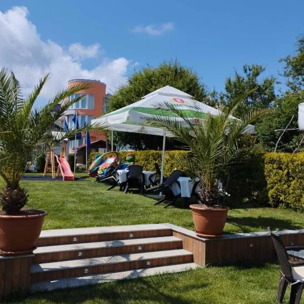 Zafo Hotel, hotel v destinaci Sinemorets