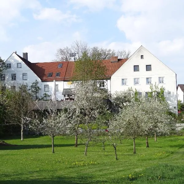Hörger Biohotel und Tafernwirtschaft, hotel v destinaci Kranzberg