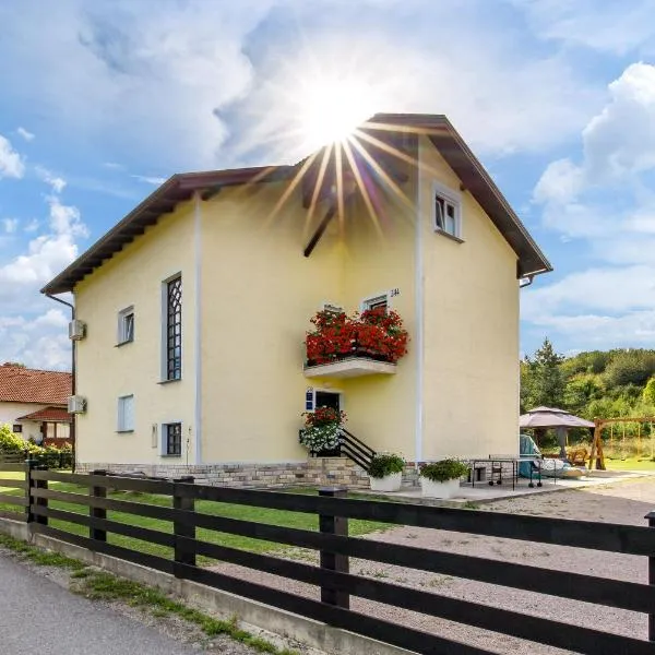 Selak Apartments – hotel w mieście Grabovac