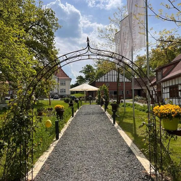 Gästehof Cafe im Schafstall, хотел в Барсингхаусзен