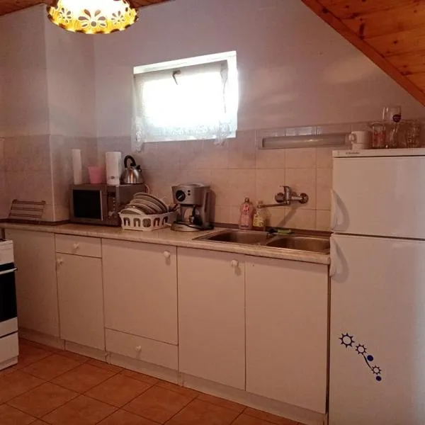 Kéktúrás-Tóra Nyíló Badacsonyi privát bérlemény, hotel em Badacsonytomaj