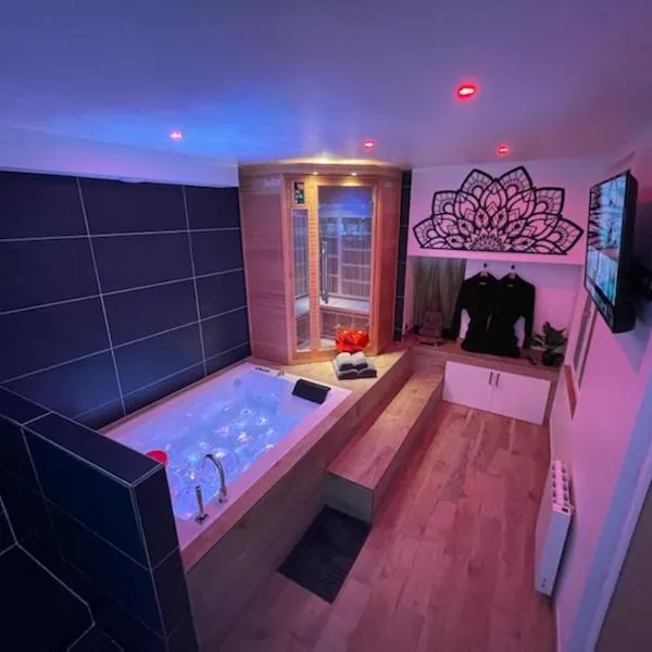 Spamoureux EPINAY, hotel in Épinay-sous-Sénart