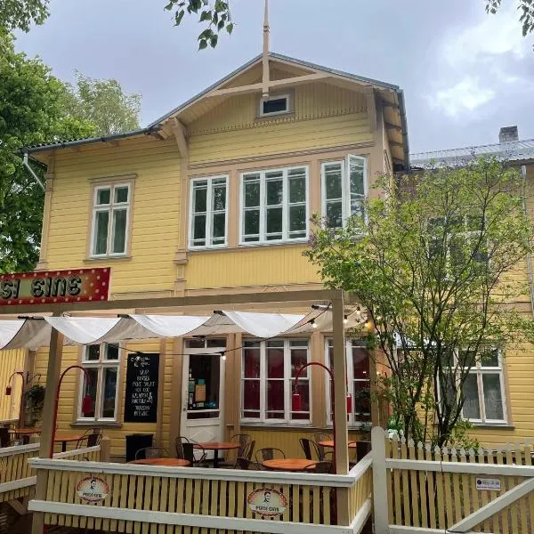 Spacious Supeluse Apartment, hotel v destinaci Pärnu
