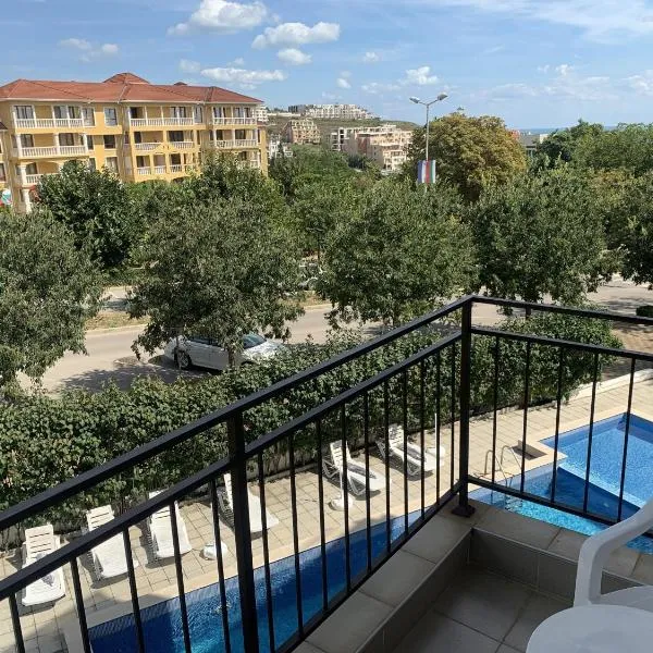 Studio Fatinia, ξενοδοχείο σε Byala