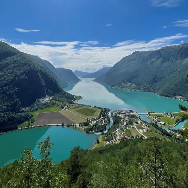 Eide gard, hotel en Skjolden