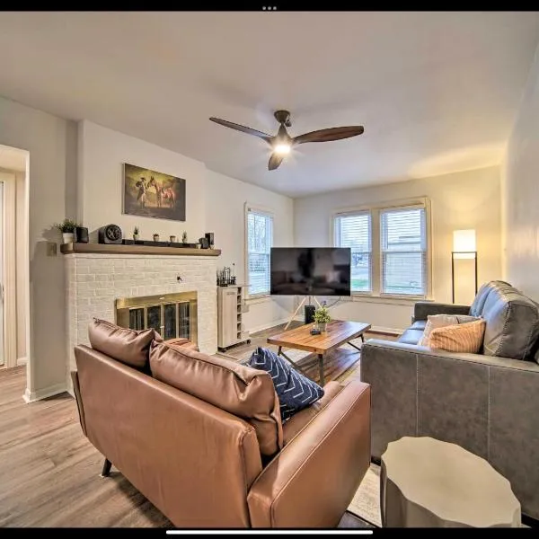 Modern Home • Family Friendly • Grill • Fireplace, hotel v destinaci Erie
