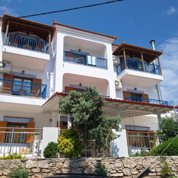 Kavos Apartments Alonissos, hotel v destinácii Patitiri