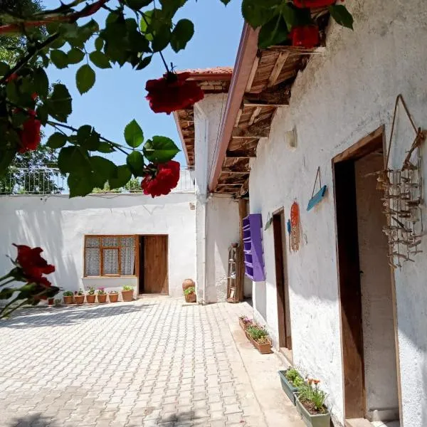 Koca Kapı Konaklama, hotel v destinaci Yeşilova