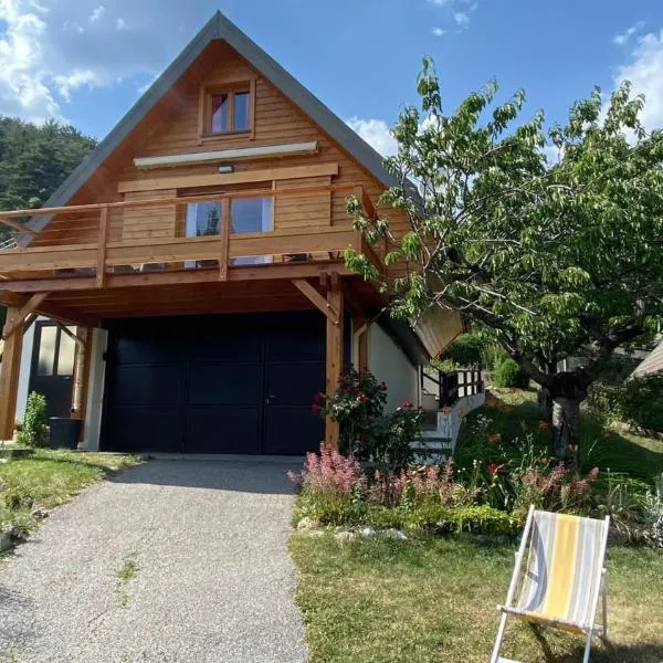 Chalet Chalvet Begat, hotel in Embrun