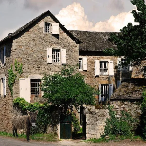 Maison d'Hôtes La Singulière, hotel v destinaci Sévérac-le-Chateau