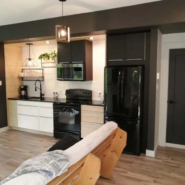 loft in the mountains, near Bromont, hotel in Shefford