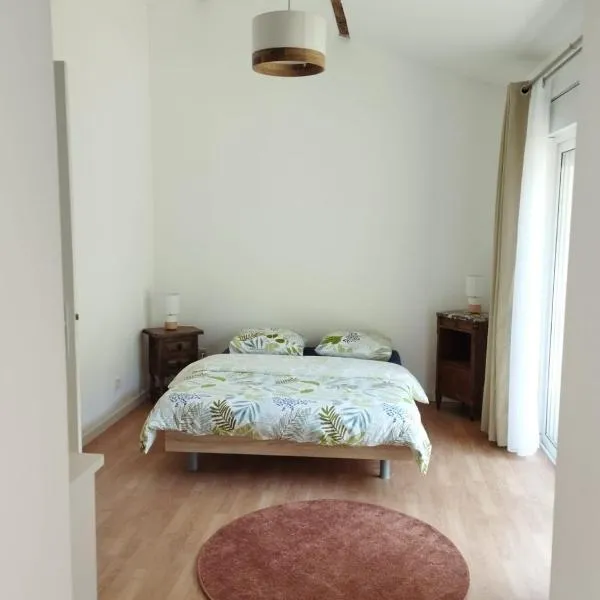 Guest house aux portes du Bassin d'Arcachon – hotel w mieście Mios