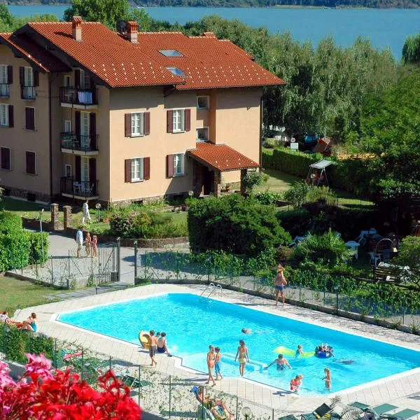 Residence Geranio, hotel v destinaci Domaso
