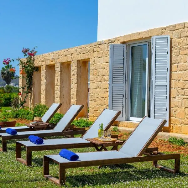 Protaras Seafront Villa Violetta، فندق في بروتاراس