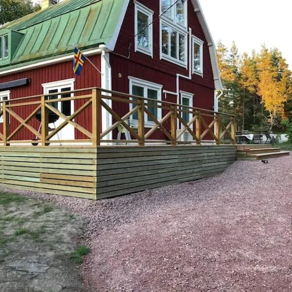 Stor Familjegård i bra läge, hotel in Geta