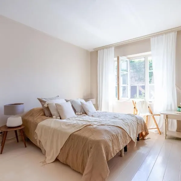 Banga & Sunrise Nida, hotel en Nida