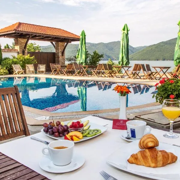 Family Hotel Saint Konstantin, hotel in Glavatartsi