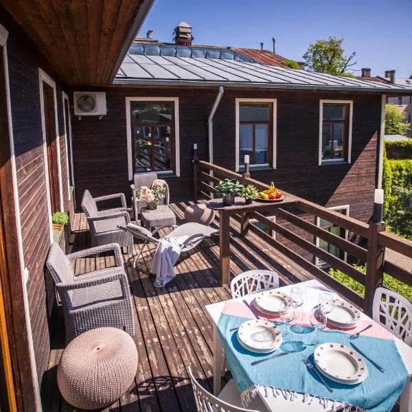 Viesnīca Apartment with a terrace and a hot tub Rīgā