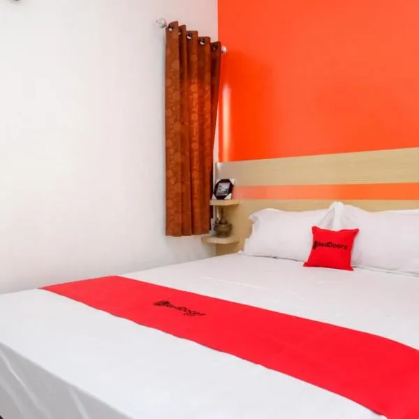 RedDoorz Syariah near Alun Alun Kota Rembang, hotel a Rembang