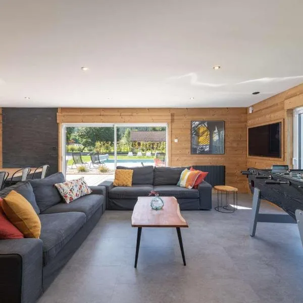 Chalet du Bien-être 15p. Piscine,Spa, Hammam,Pétanque,Basket, hotel v mestu Gérardmer