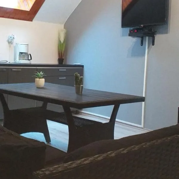 Szépvölgyi Apartmanház, ξενοδοχείο σε Σιόφοκ