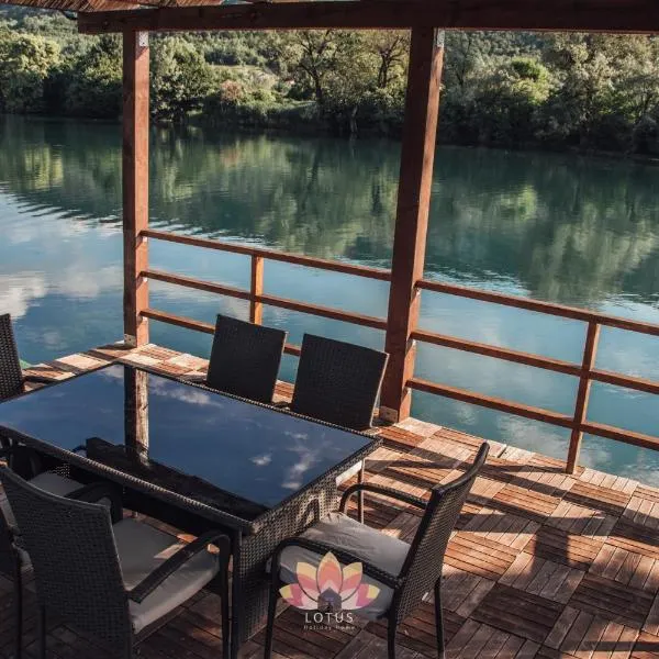 Holiday home LOTUS, khách sạn ở Bihać