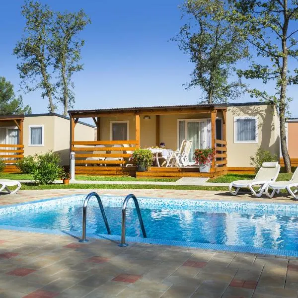Maistra Camping Valkanela Mobile homes、フンタナのホテル