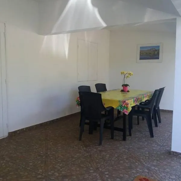 Location saisonnière Le Clos des Agrumes, hotel v destinaci Sainte-Anne