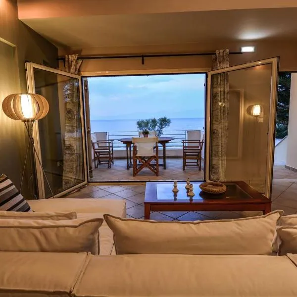 Aigli Luxurious Villa, hotel sa Káto Pitsá