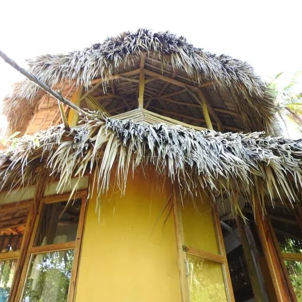 Tropical Cottage En Eco Casa Algana, ξενοδοχείο σε El Limón