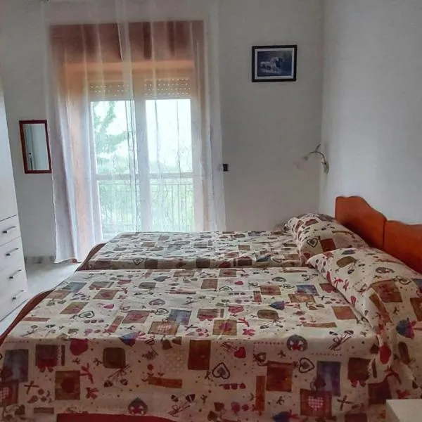 B&B il boschetto, hotel v destinácii Ogliastro Cilento