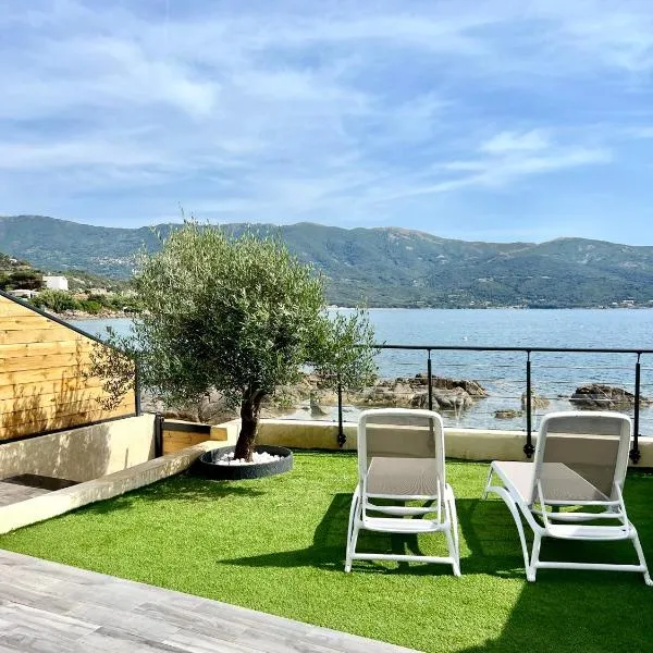 PIEDS DANS L'EAU, TIUCCIA, appartement 2-4 pers, hotel di Casaglione