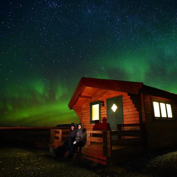 Mid Hvoll Cottages, hotel di Suður Hvoll