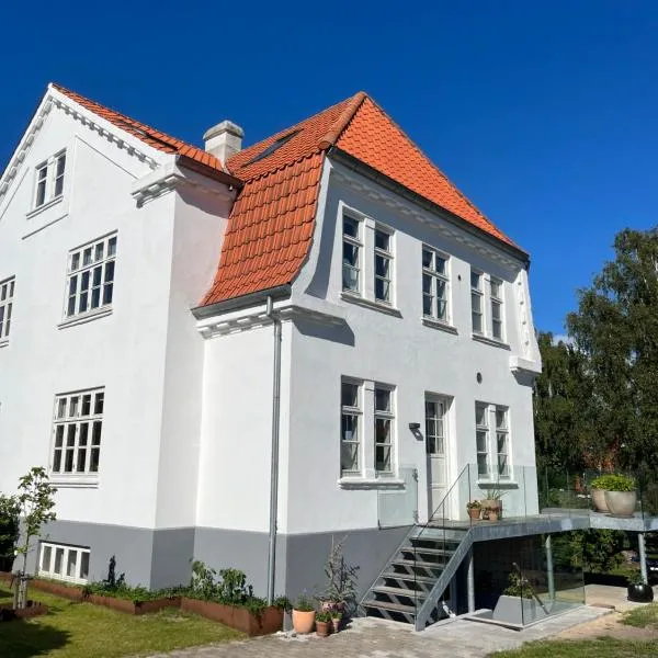 Tyge Brahes vej 33, hotel v destinaci Aalborg
