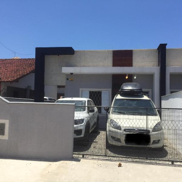 Casa Enseada, Prainha, Praia Grande prox mar com 2 ar split