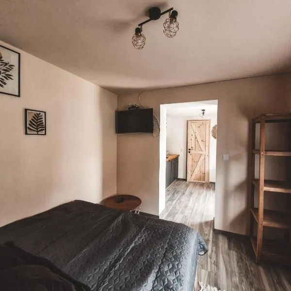 Domek pod Lawendą, Roztocze, hotelli kohteessa Rebizanty