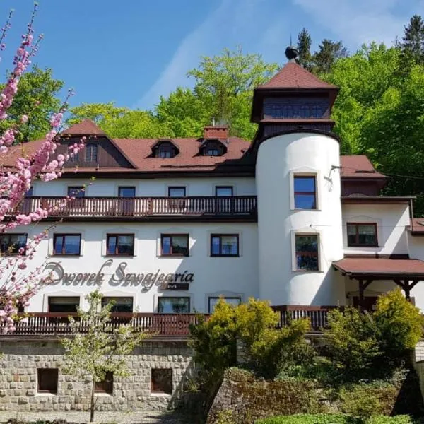 Dworek Szwajcaria, hotel in Zwardoń