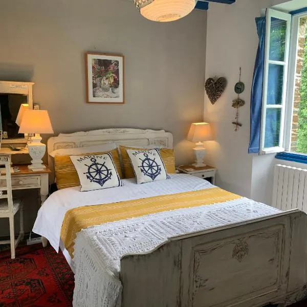 Vingt Vieux Bourg, hotel v destinaci Rochefort-en-Terre