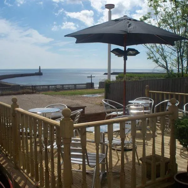 The Balmoral & Terrace Guest Houses, hotel in Sunderland