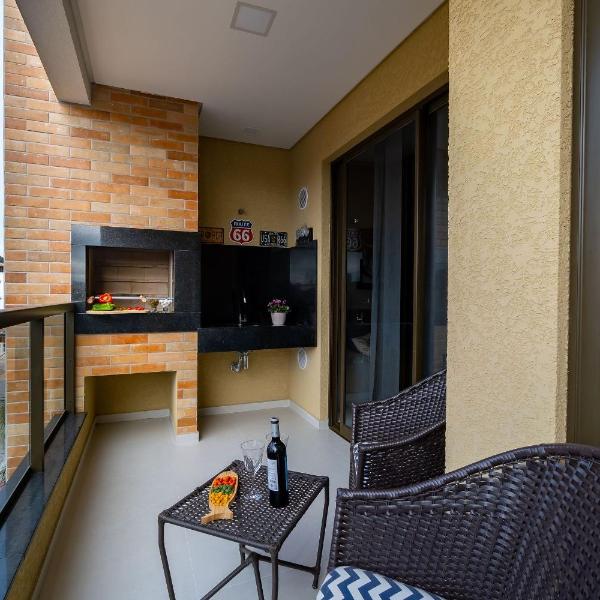 Elegante Apartamento no Centro de Bombinhas - Foto 2