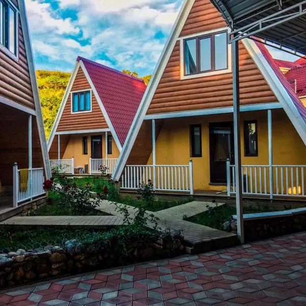 Kanym Guest Complex, hotel in Karakol