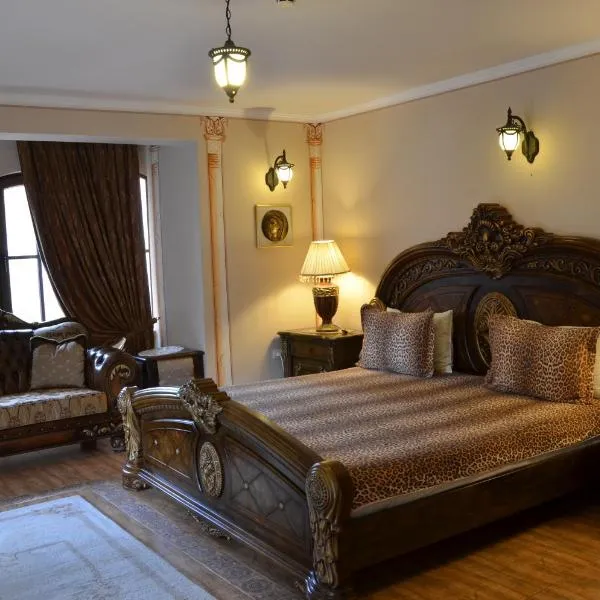 Boutique Hotel Boris Palace & Restaurant, hotel a Voyvodinovo