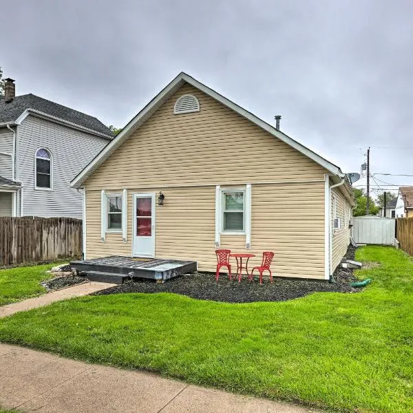 Council Bluffs Cottage Proximity to Parks!, hotel in Council Bluffs