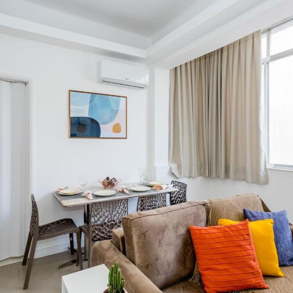 Relax em Copacabana, quarto e sala, 150 mt da Praia, cozinha, maq de lavar roupa e ar - Foto 5