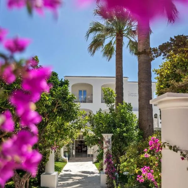 Pazziella Garden & Suites, hotel v Capri
